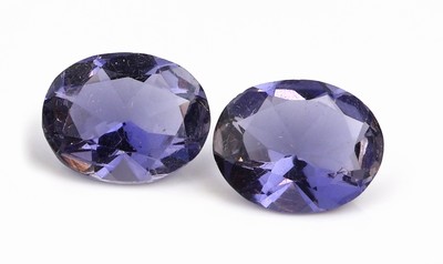 27142304b - Lot 4 lose Iolithe, zus. ca. 9.06 ct, 2 x Treppenschliff, 2 x ovalfacett. Schätzpreis: ...