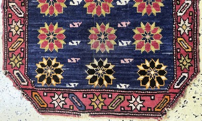 27142335b - Satteauflage antik, Türkei, um 1900, Wolle auf Baumwolle, ca. 63 x 60 cm, EHZ: 4 ...