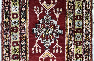 27142370b - Melas alt, Türkei, Anfang 20.Jhd, Wolle aufWolle, ca. 160 x 115 cm, EHZ: 2, ...