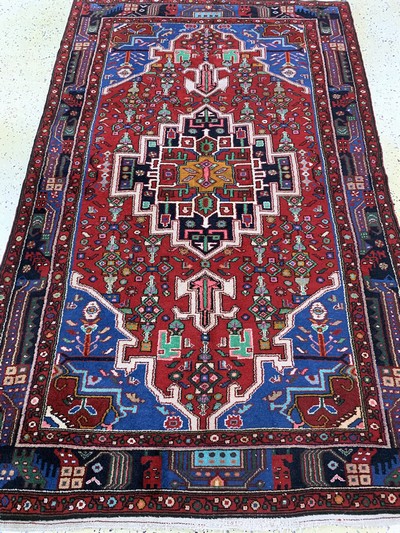 27142385d - Tuyserkan, Persien, Mitte 20.Jhd, Wolle aufBaumwolle, ca. 210 x 133 cm, EHZ: 2 ...