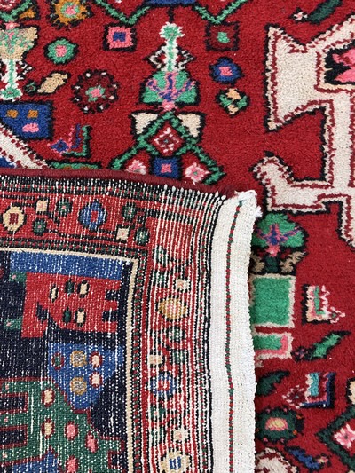 27142385e - Tuyserkan, Persien, Mitte 20.Jhd, Wolle aufBaumwolle, ca. 210 x 133 cm, EHZ: 2 ...