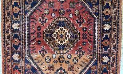 27142389b - Ghaschgai, Persien, Anfang 20.Jhd, Wolle auf Wolle, ca. 160 x 118 cm, EHZ: 2-3 ...