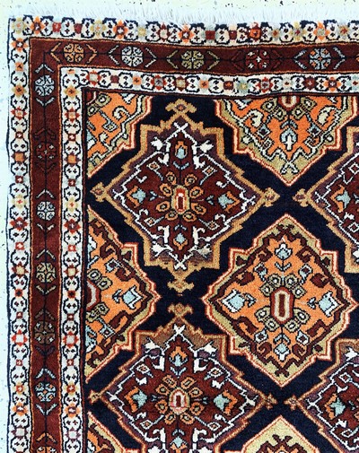 27142391c - Meschgin, Persien, Mitte 20.Jhd, Wolle auf Baumwolle, ca. 140 x 140 cm, EHZ: 2 ...