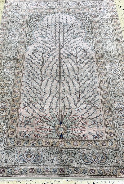 27142449e - Seiden Kayseri, Türkei, Mitte 20.Jhd, reineNaturseide, ca. 160 x 107 cm, ...