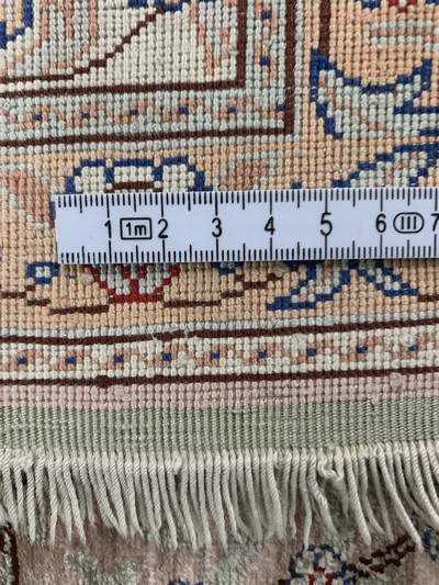 27142449f - Seiden Kayseri, Türkei, Mitte 20.Jhd, reineNaturseide, ca. 160 x 107 cm, ...