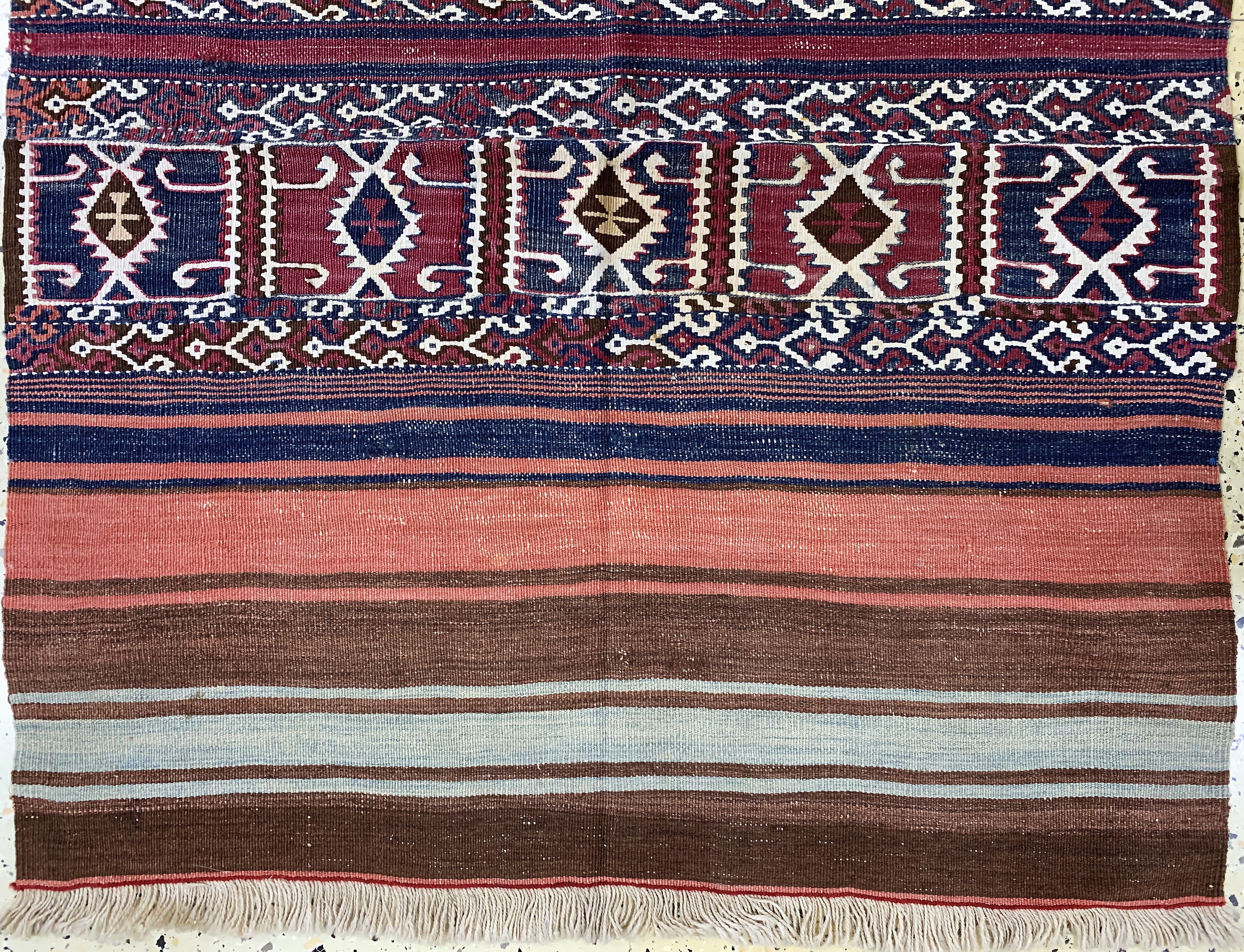 Detail b: 2 Lots Doppelttasche & Malatia Kelim, Türkei, Anfang 20.Jhd, Wolle auf Wolle, ca. 142 x 45 cm & ca. 120 x 97 cm, EHZ: 2