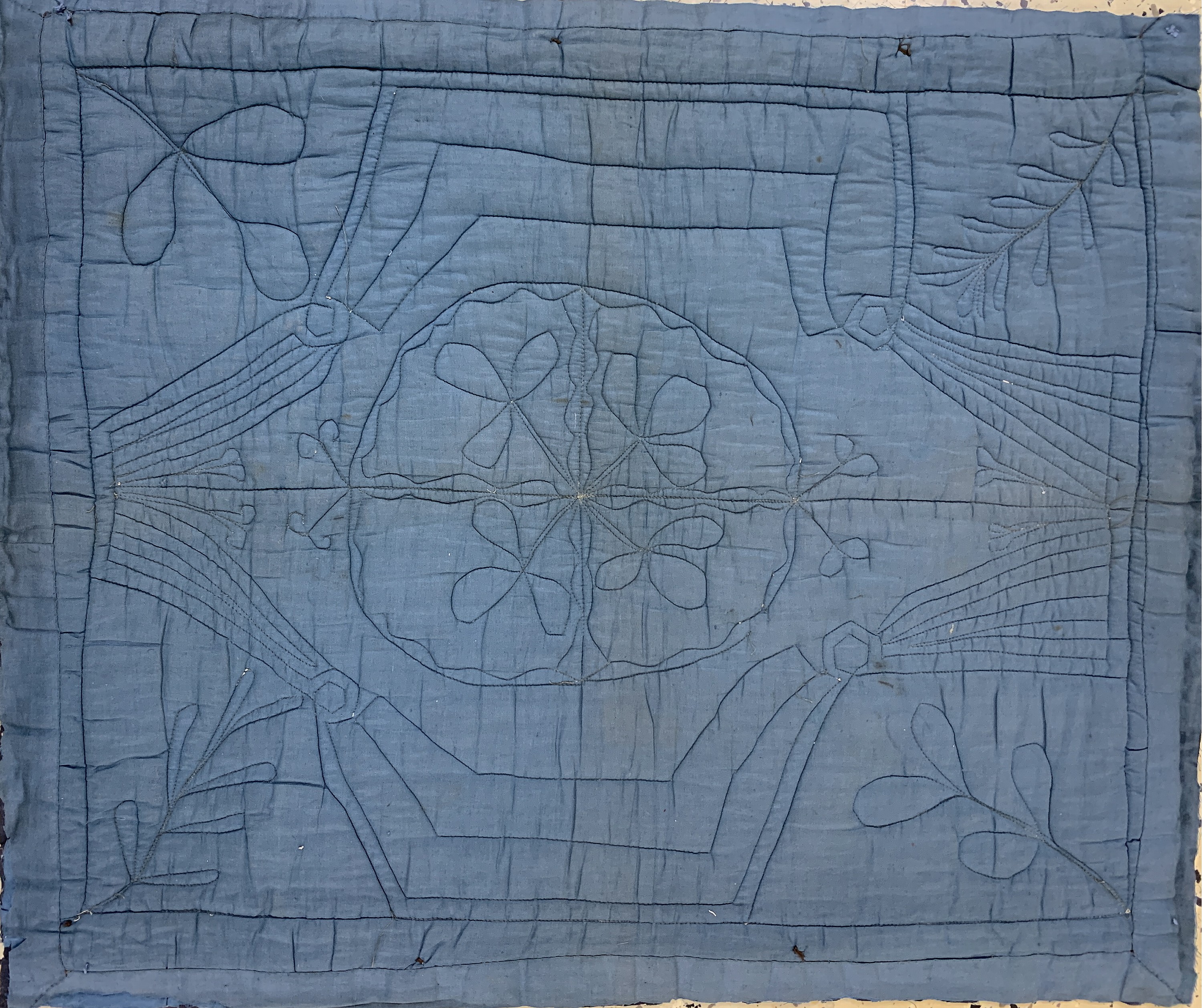 Detail d: Patchwork antik, Europa, 19.Jhd, Textilien Stücke aus Baumwolle & Seide auf Samt, ca. 90 x 76 cm, EHZ: 2