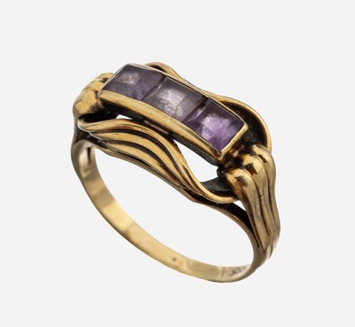 Image 14 kt Gold Amethyst-Ring, 1950er Jahre, GG 585/000, 3 Amethyst-Carrees, RW 52, ca. 3.7 g