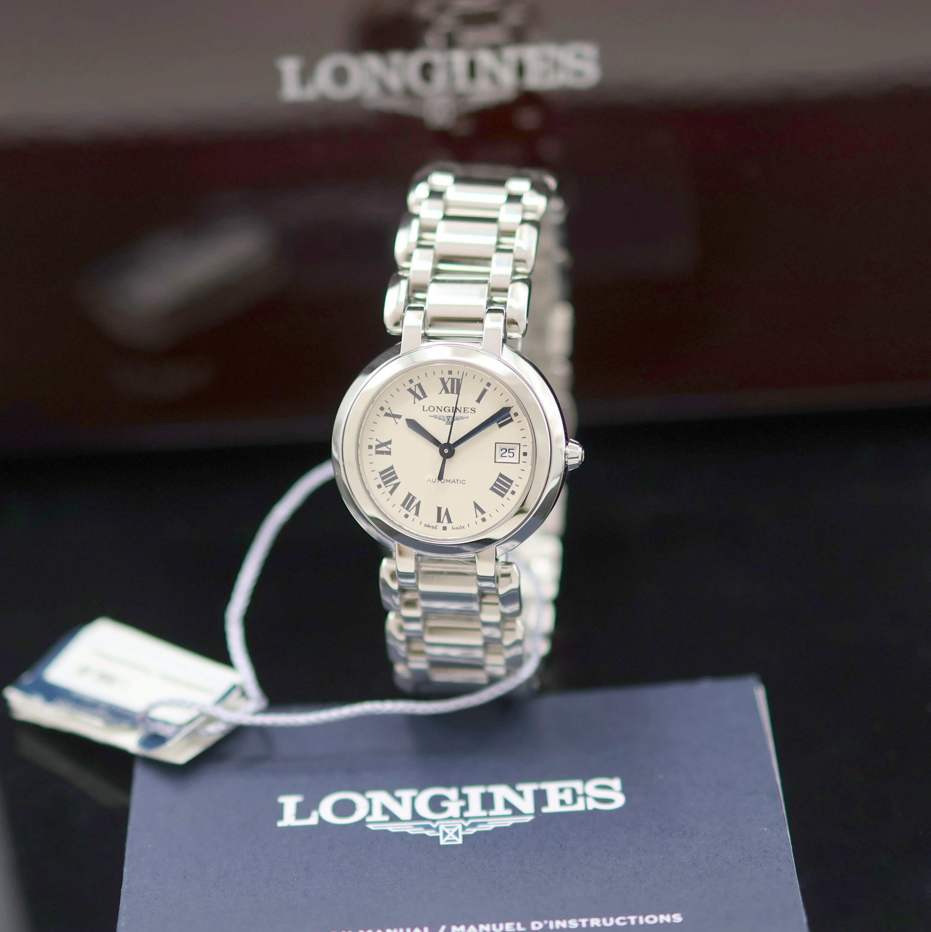 Image 27143784 - LONGINES PrimaLuna ungetragene Damenarmbanduhr Referenz L8.113.4.71.6, Automatik, ...