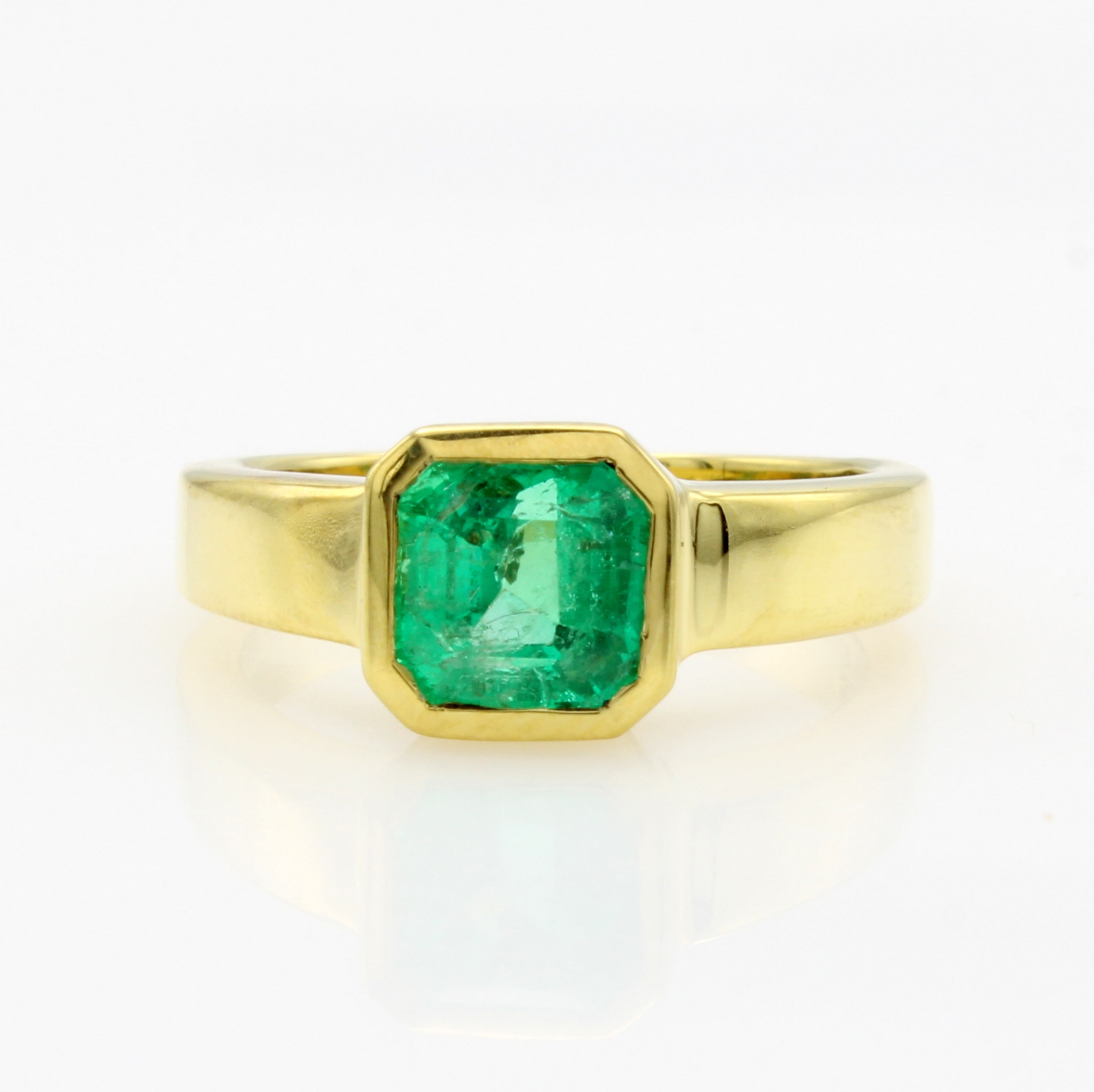 Image 27144086 - Ring mit Smaragd, GG 585/000, 8-eckiger Smaragd in glatter Fassung ca. 1.53 ct, RW ca. ...
