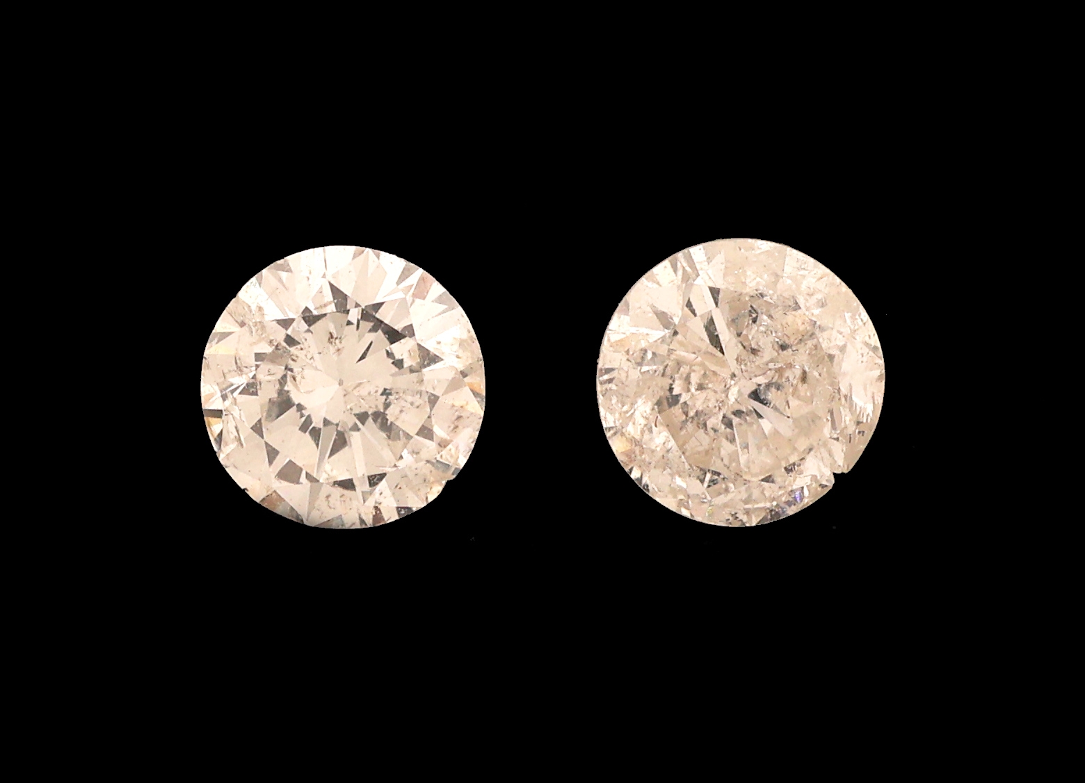 Image 27144221 - Lot 2 lose Brillanten zus. ca. 0.74 ct Weiß- l.get.Weiß/p, D. ca. 4.55-4.6 mm ...