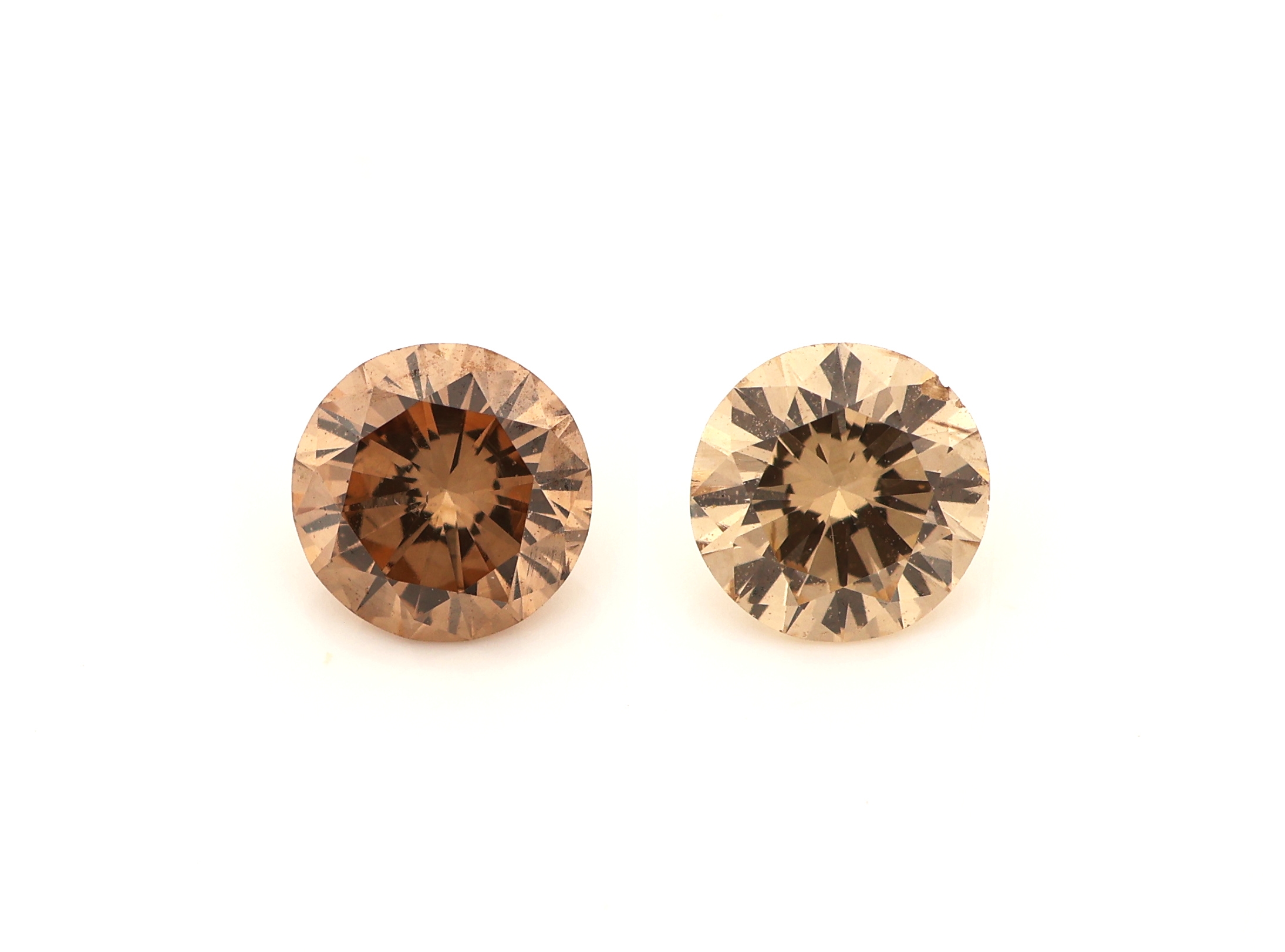 Image 27144226 - Lot 2 lose Brillanten zus. ca. 0.75 ct NaturalFancy Braun/si-p, D. ca. 4.65 - 4.7 mm ...