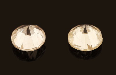 27144233a - Lot 2 lose Brillanten zus. ca. 1.43 ct Getönt/si-p, D. ca. 5.25-5.3 mm Schätzpreis: ...