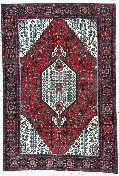 Image Gholtogh, Persia, mid-20th century, wool on cotton, approx. 195 x 133 cm, condition: 2. ...