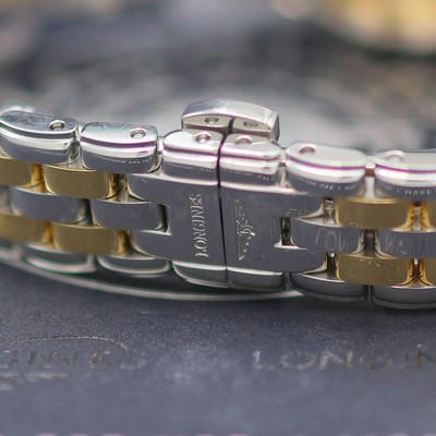 27144482c - LONGINES Flagship ungetragene Damenarmbanduhr Referenz L4.274.3227, Automatik, ...