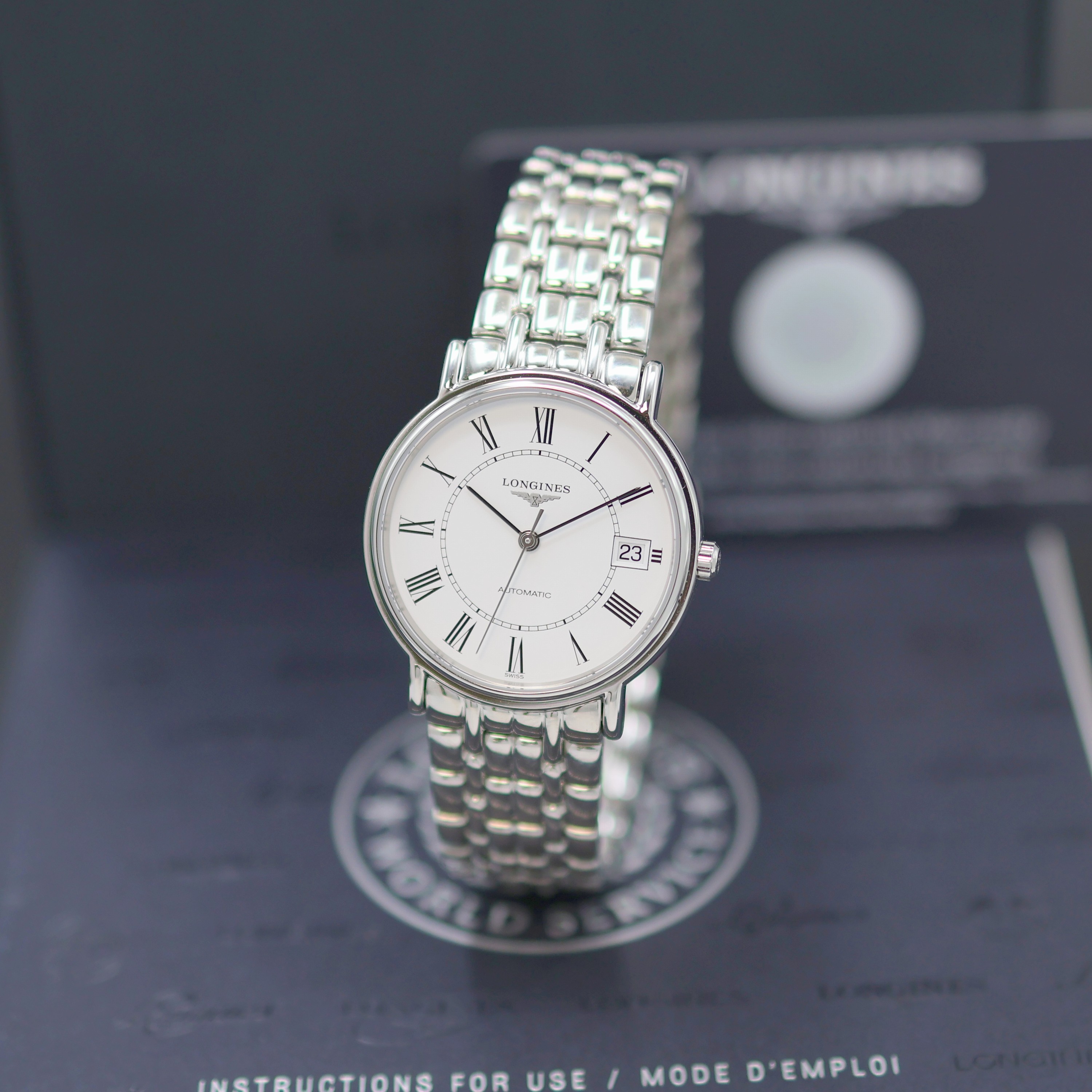 Image 27144507 - LONGINES Présence ungetragene Armbanduhr Referenz L4.821.4.11.6, Automatik, beids. ...