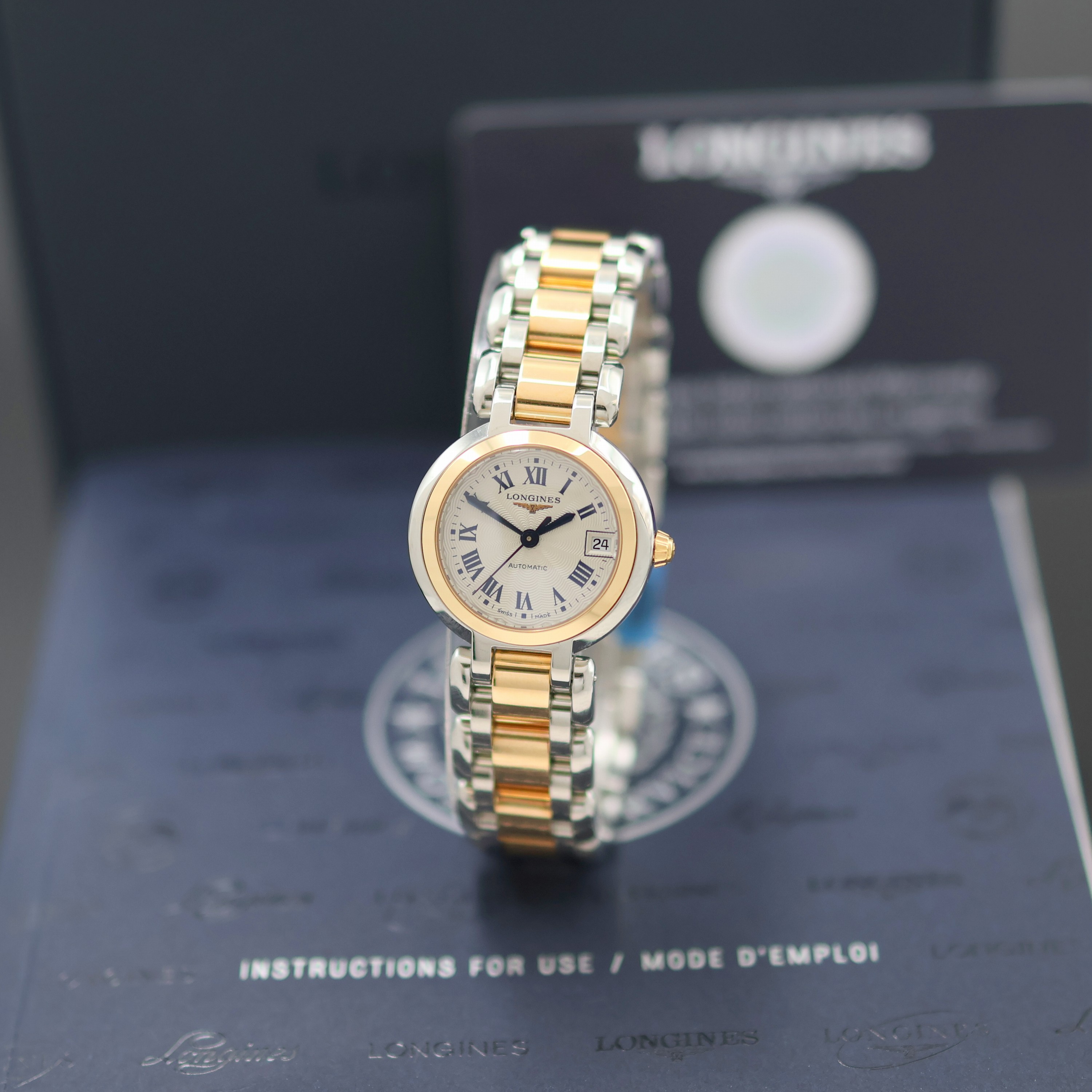 Image 27144533 - LONGINES PrimaLuna ungetragene Damenarmbanduhr Referenz L8.111.5.78.6, Automatik, Geh. ...