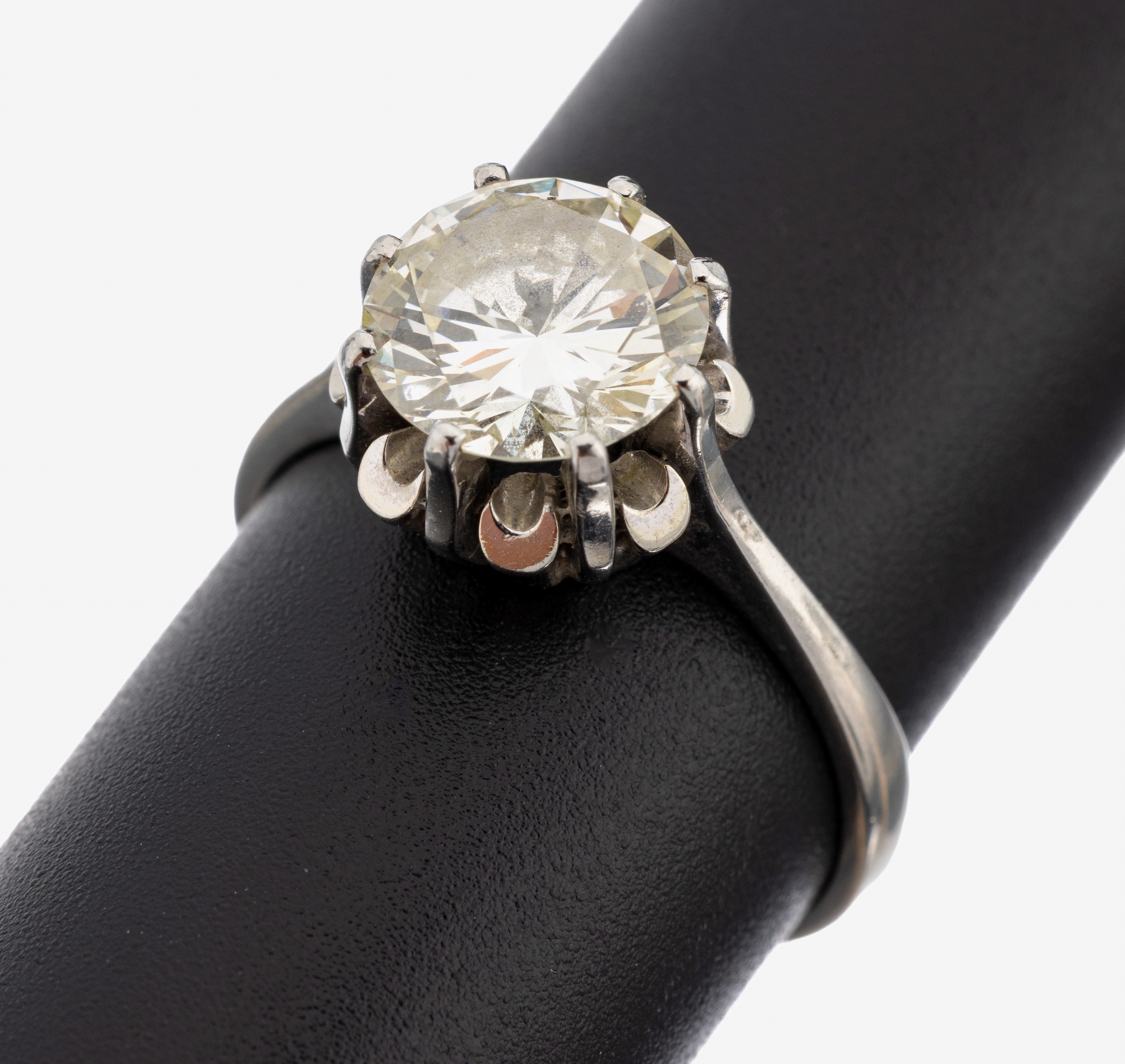 Image 27144997 - 18 kt Gold Brillant-Ring, WG 750/000, Brillant ca. 2.12 ct (grav.) l.get.Weiß/vs2, RW ...