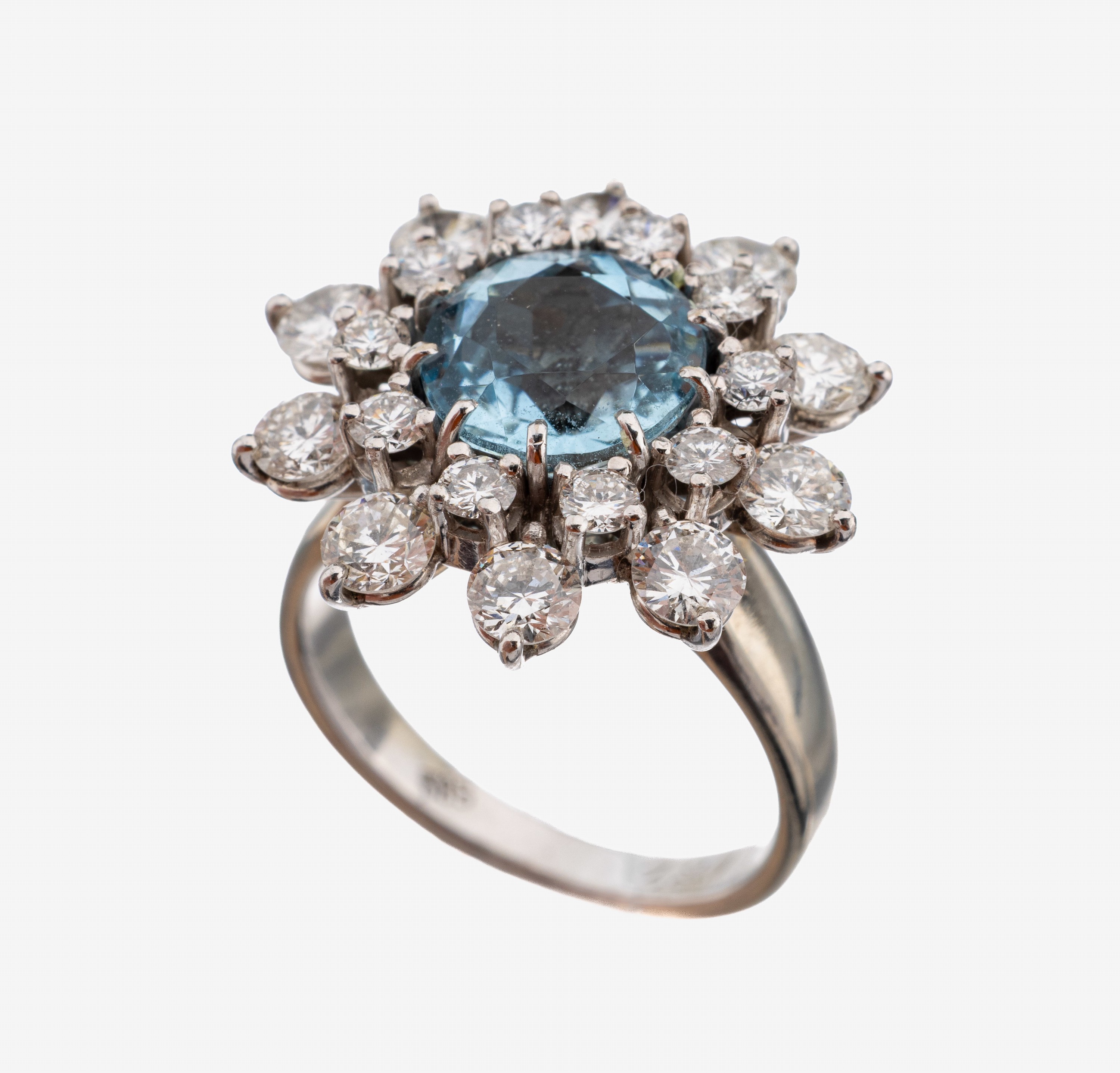 Image 27145016 - 14 kt Gold Aquamarin-Brillant-Ring, WG 585/000, stil. Blüten, mittig rundfacett. ...