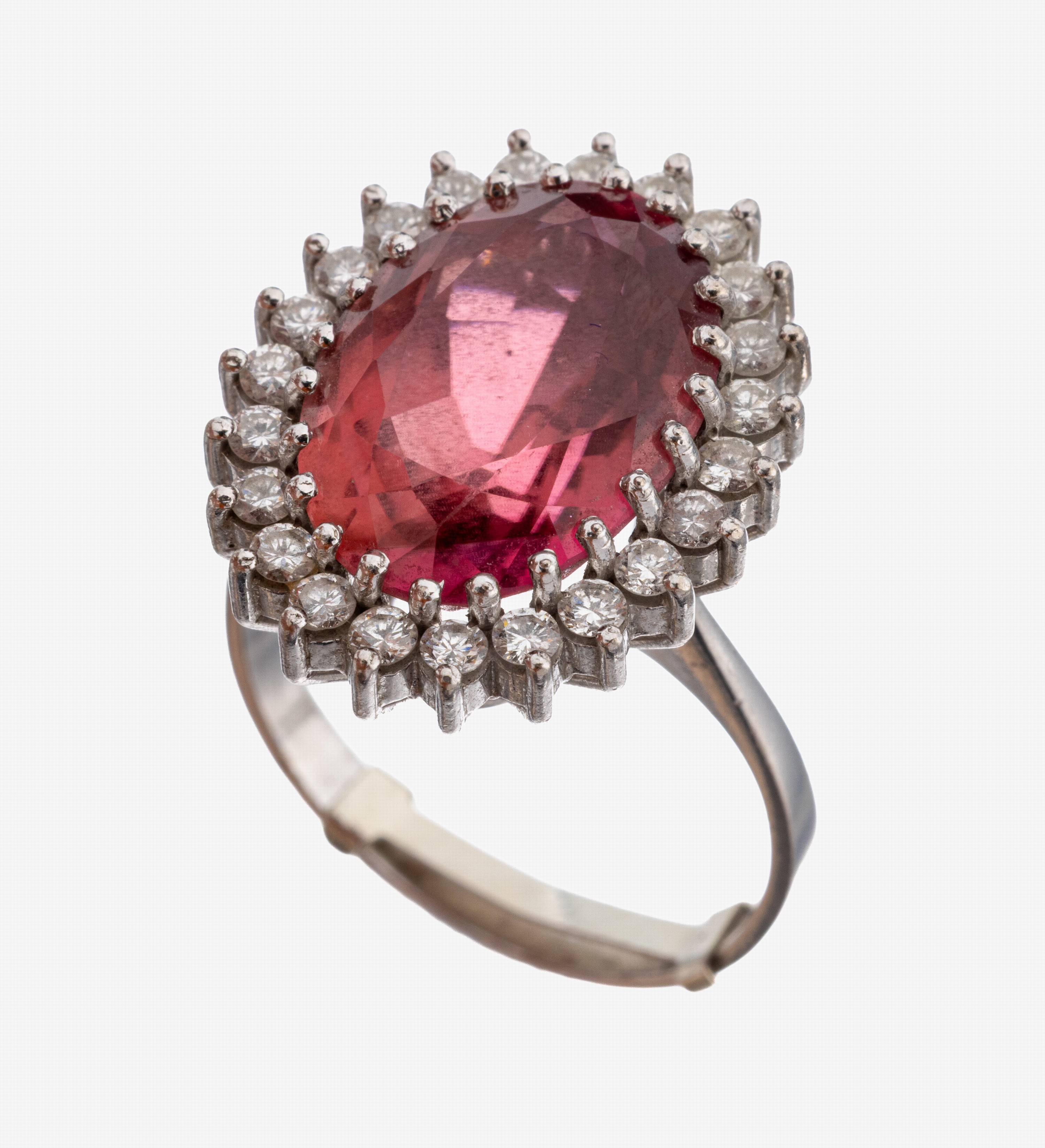 Image 27145018 - 18 kt Gold Turmalin-Brillant-Ring, WG 750/000, mittig ovalfacett. pinkfarb. Turmalinca. ...