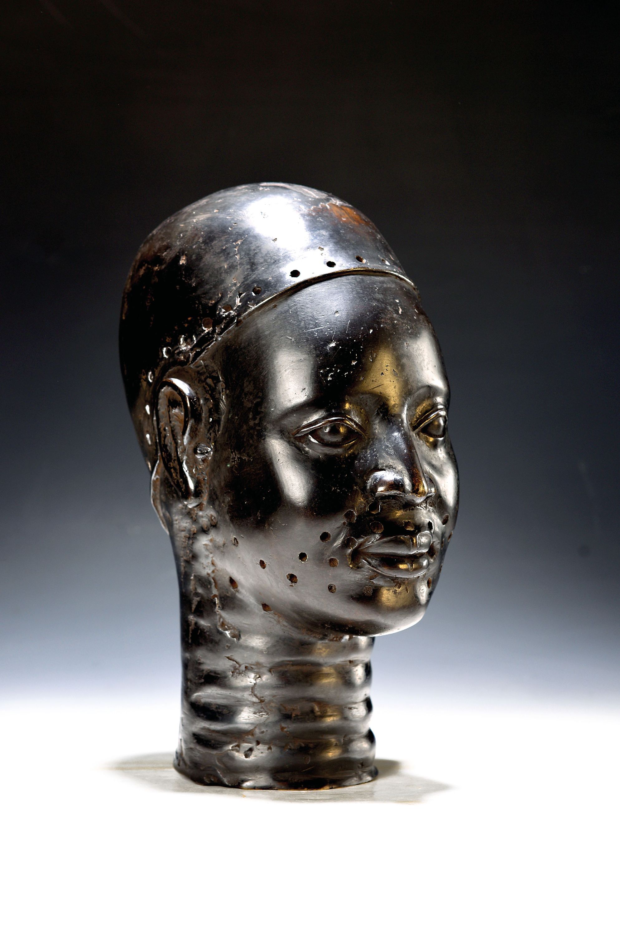 Image 27145314 - Büste eines Oni, nach antikem Vorbild, Bronzeguß, H. ca. 33 cm