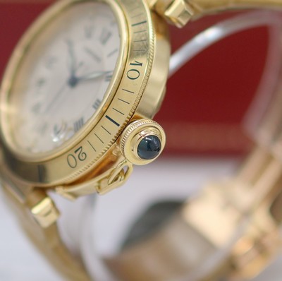 27145404e - CARTIER Pasha Armbanduhr in GG 750/000 Referenz 1021, Automatik, Boden 8-fach verschr., ...
