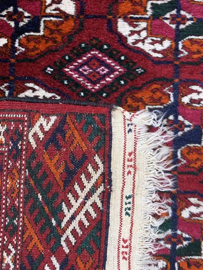 27145603e - Buchara, Turkmenistan, Ende 20.Jhd, Wolle auf Wolle, ca. 270 x 77 cm, EHZ: 2 ...