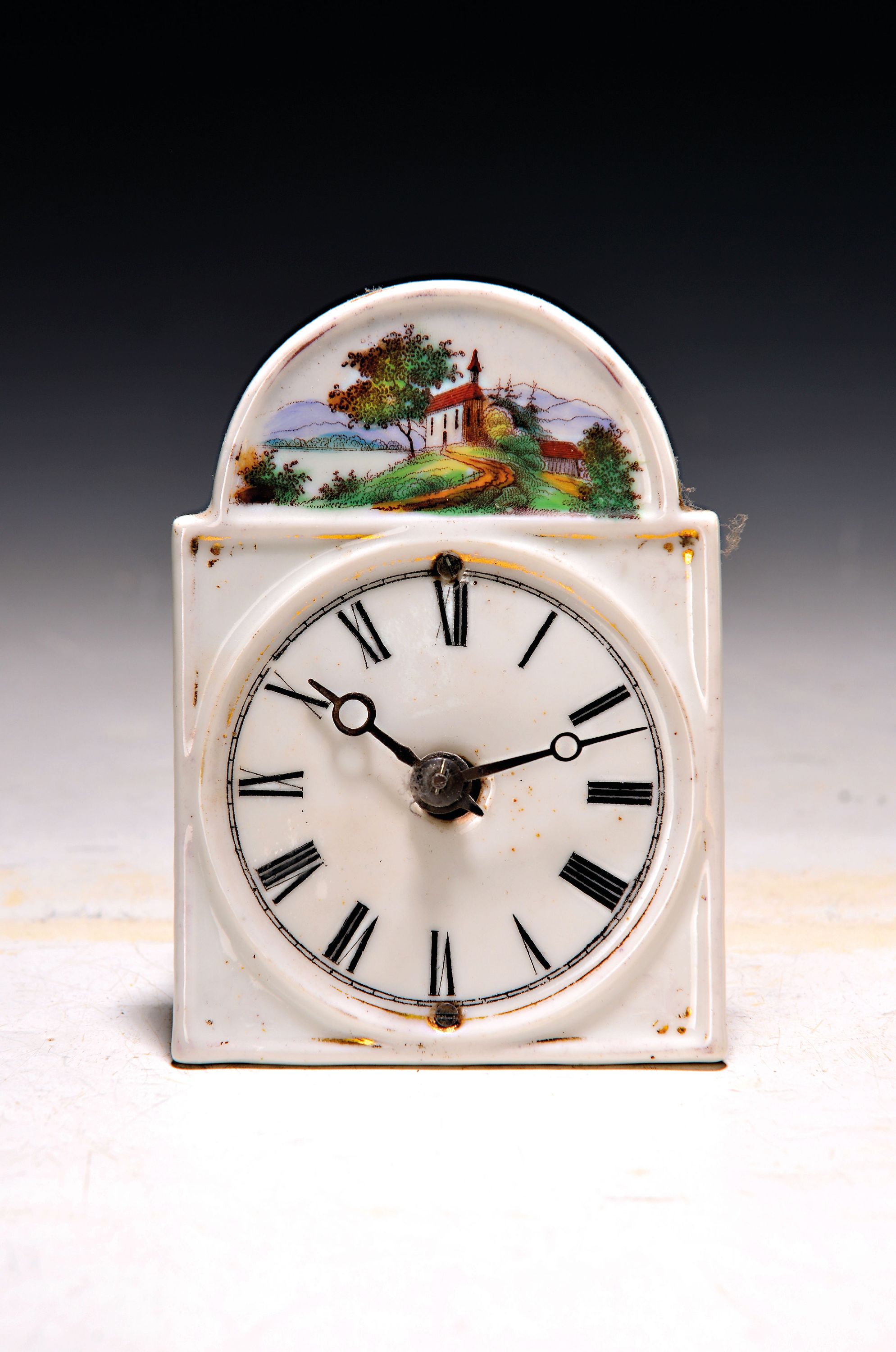 Image 27145716 - sog. Jockele Uhr, Schwarzwald, um 1850, Porzellanbogenschild auf Trageholz, Lochzeiger, ...