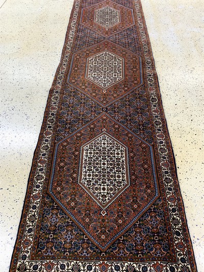 27145916d - Bidjar Kork fein, Persien, Ende 20.Jhd, Korkwolle auf Baumwolle, ca. 335 x 95 cm, ...