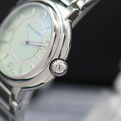27146128c - MAURICE LACROIX FIABA Colours Edition ungetragene Damenarmbanduhr Referenz FA1104, ...