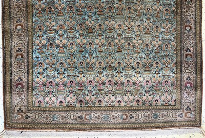 27146387b - Ghom Seide, Persien, Mitte 20.Jhd, reine Naturseide, ca. 157 x 108 cm, ...