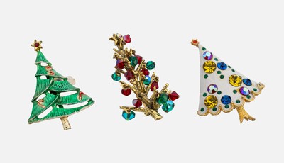 Image Konvolut 3 Weihnachtsbaumbroschen, USA 1950er Jahre, Metall verg., 1x sign. Hollycraft, ...