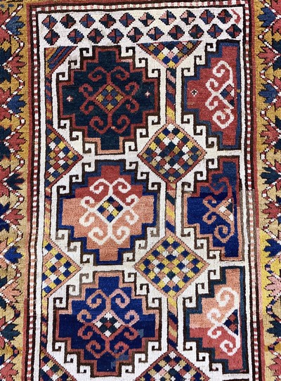 27146461c - ´Mogan´Kazak antik, Kaukasus, 19.Jhd, Wolleauf Wolle, ca. 165 x 104 cm, EHZ: ...