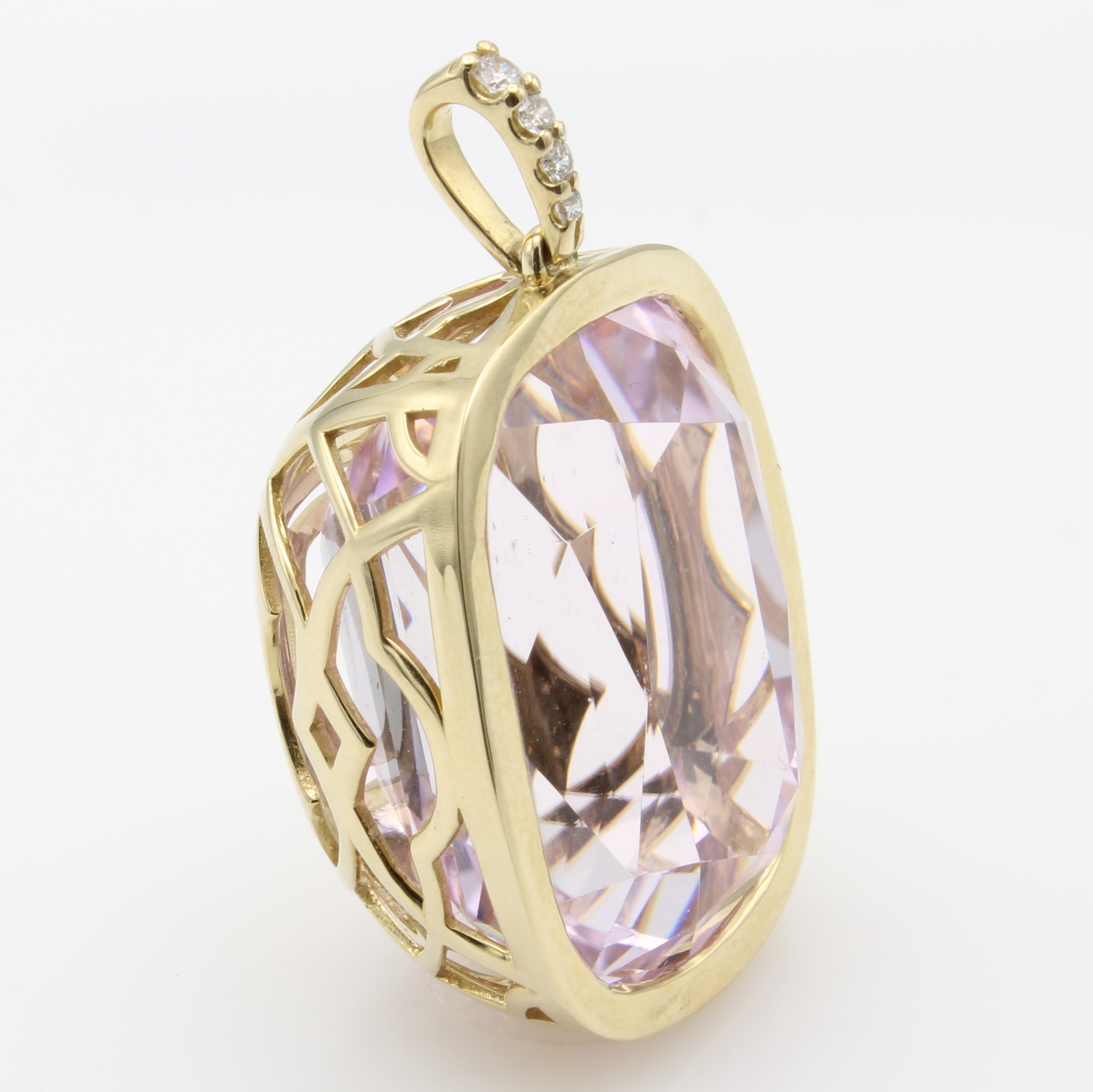 Image 27146546 - Anhänger mit Kunzit und Brillanten, GG 585/ 000, fac. Kunzit ca. 65.39 ct, 4 Brill. in ...