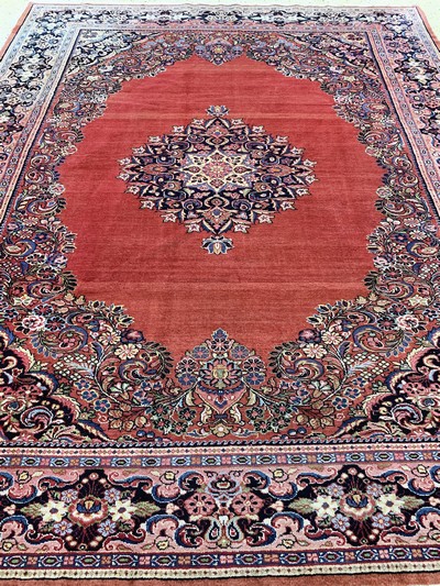27146566h - Lilian alt, Persien, Anfang 20.Jhd, Wolle auf Baumwolle, ca. 343 x 275 cm, EHZ: 3 ...