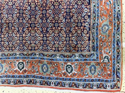 27146571a - Bidjar alt, Persien, Mitte 20.Jhd, Wolle auf Baumwolle, ca. 332 x 234 cm, verblasst, ...