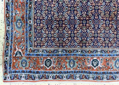 27146571b - Bidjar alt, Persien, Mitte 20.Jhd, Wolle auf Baumwolle, ca. 332 x 234 cm, verblasst, ...