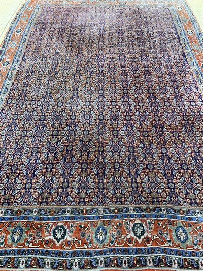 27146571g - Bidjar alt, Persien, Mitte 20.Jhd, Wolle auf Baumwolle, ca. 332 x 234 cm, verblasst, ...