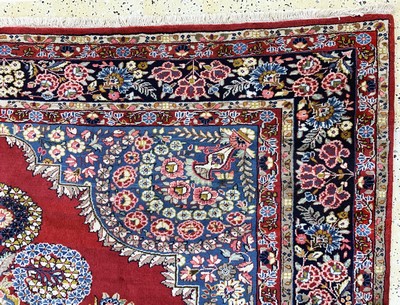 27146578f - Yazd, Persien, Ende 20.Jhd, Wolle auf Baumwolle, ca. 293 x 250 cm, EHZ: 2 Schätzpreis: ...