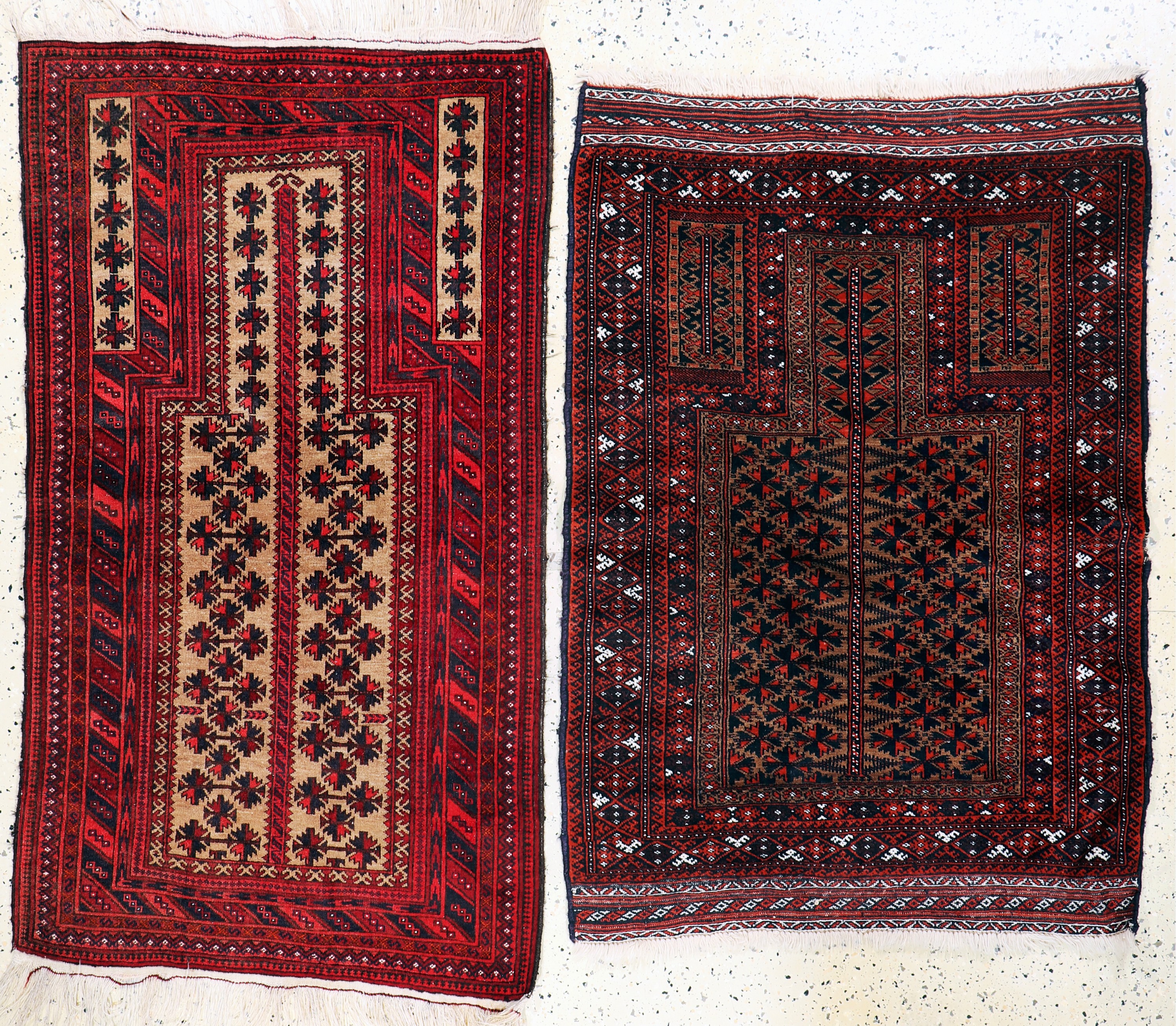 Image 27146676 - 2 Lots Belutsch Afganistan, Gebetsteppiche,Mitte 20.Jhd, Wolle auf Wolle, ca. 160 x 89 ...