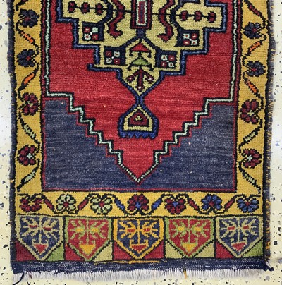 27146657e - 6 Lots Yastik, Türkei, Anfang 20.Jhd, Wolleauf Wolle, ca. 120 x 54 cm, EHZ: 2-3 ...
