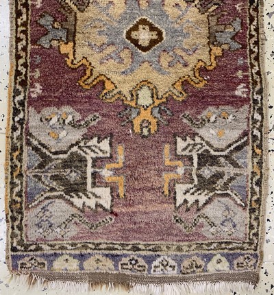 27146657k - 6 Lots Yastik, Türkei, Anfang 20.Jhd, Wolleauf Wolle, ca. 120 x 54 cm, EHZ: 2-3 ...