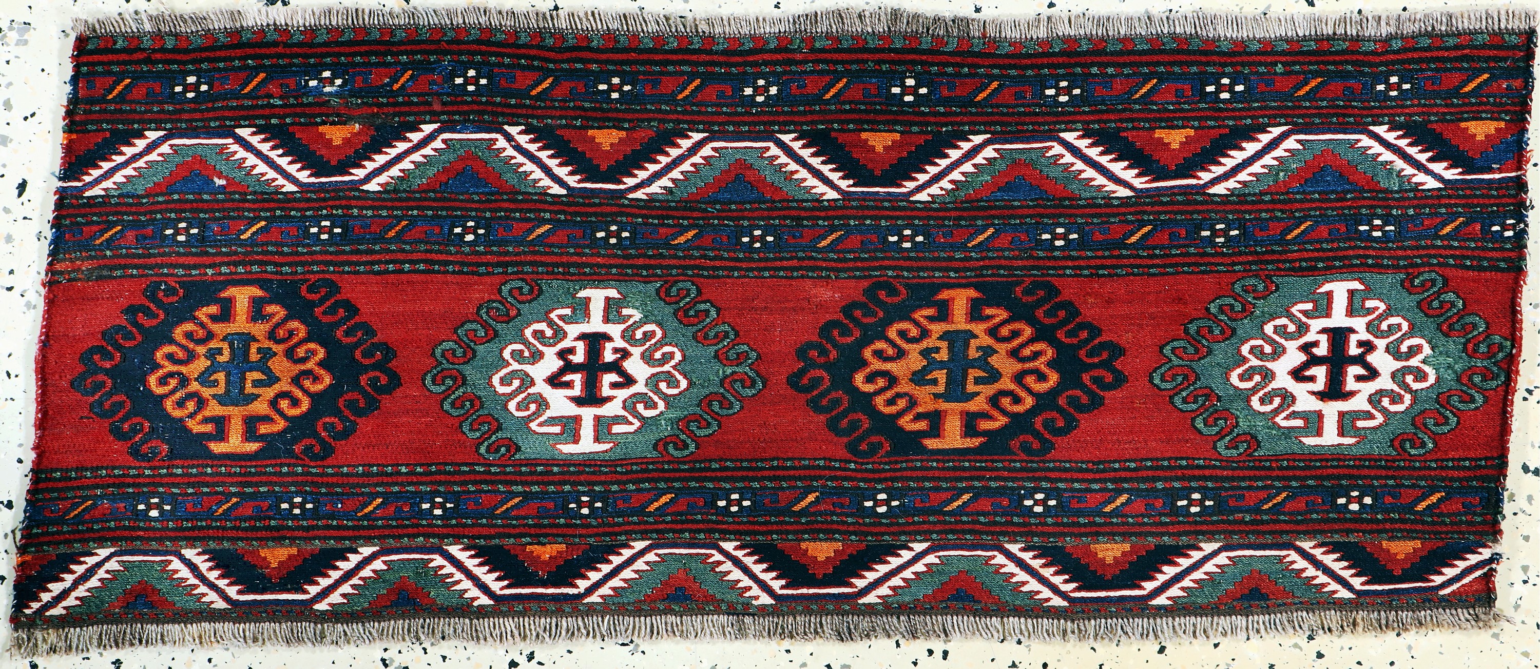Image 27146737 - Shahsawan Mafraschteil, Persien, um 1900, Wolle auf Wolle, ca. 109 x 43 cm, EHZ: 2 ...