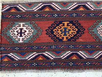 27146737a - Shahsawan Mafraschteil, Persien, um 1900, Wolle auf Wolle, ca. 109 x 43 cm, EHZ: 2 ...