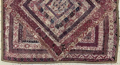 27146740b - Antike´Boghtsche´, Turkmenistan, 19.Jhd, Baumwollstickerei als Patch-Work, ca. 95 x 97 ...