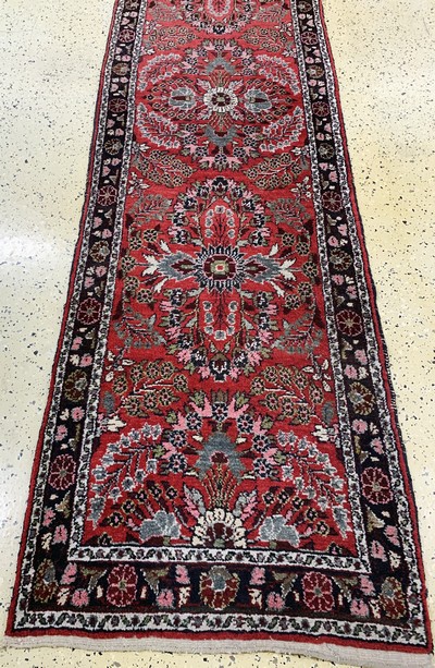 27147063g - Sarogh alt, Persien, Mitte 20.Jhd, Wolle auf Baumwolle, ca. 610 x 82 cm, EHZ: 2 ...