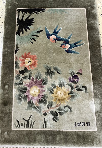 27147074g - 2 Lots Seidenteppiche, China, Ende 20.Jhd, reine Naturseide, ca. 125 x 70 cm, EHZ: 2 ...