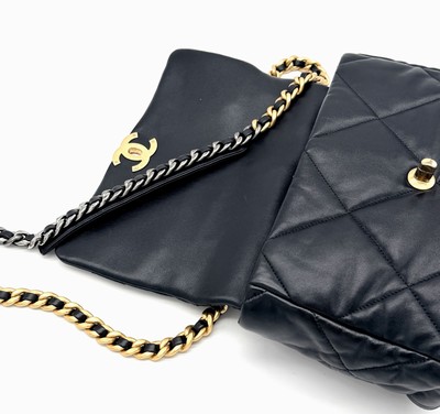 Image 27147113b - CHANEL