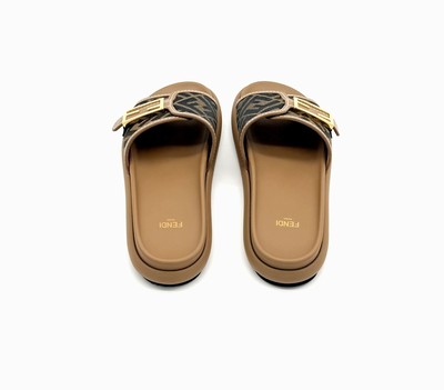 Image 27147125g - FENDI