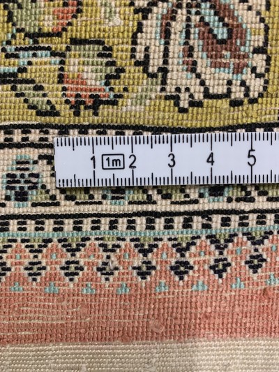 27147431i - Ghom Seide, Persien, Mitte 20.Jhd, reine Naturseide, ca. 335 x 212 cm, EHZ: 3 ...
